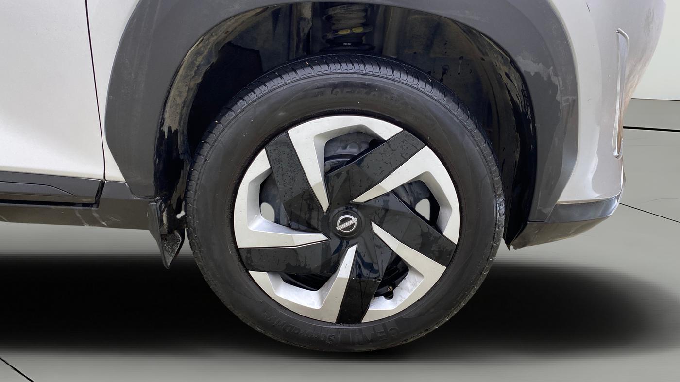 2022 Nissan MAGNITE XL, Petrol, Manual, 71,144 km, Right Front Wheel