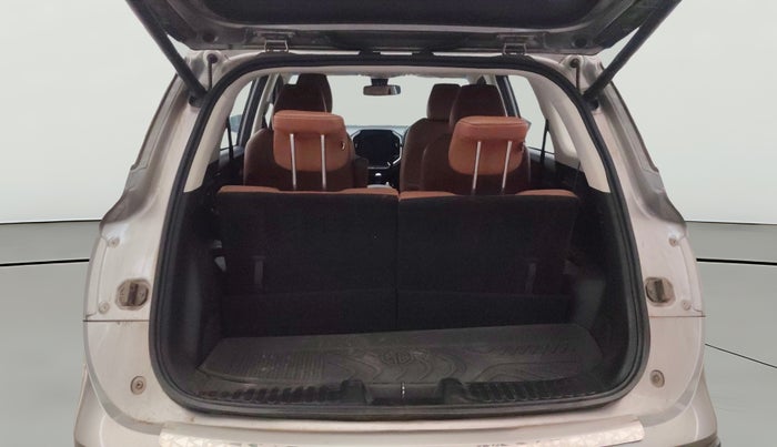 2021 MG HECTOR PLUS SHARP 1.5 PETROL TURBO HYBRID MT 6-STR, Petrol, Manual, 60,329 km, Boot Open Zoomed View