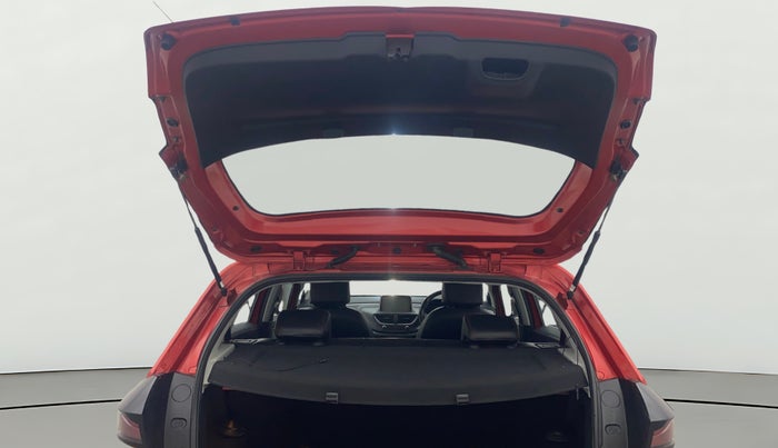 2021 Tata ALTROZ XZ DIESEL, Diesel, Manual, 44,227 km, Boot Door Open