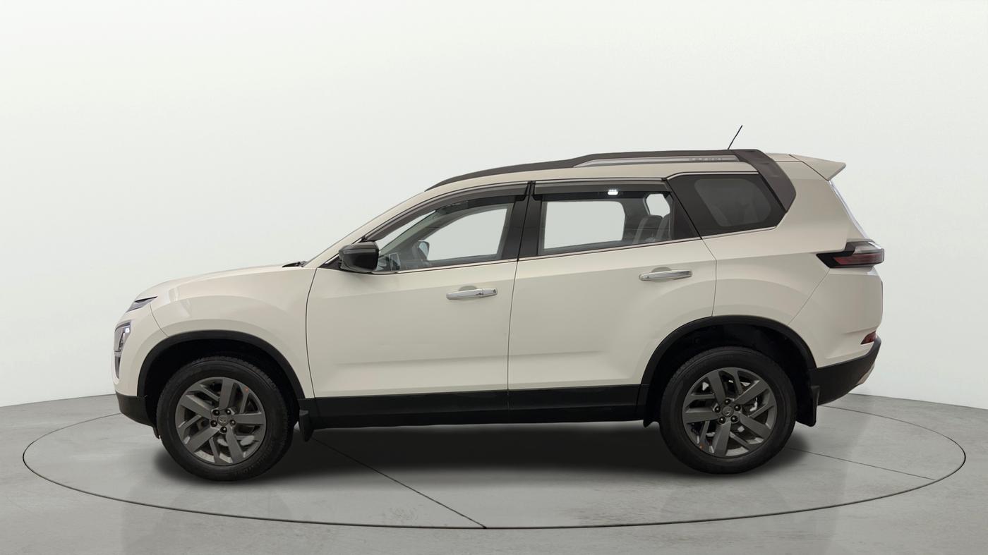 2022 Tata Safari XT PLUS, Diesel, Manual, 69,813 km, Left Side