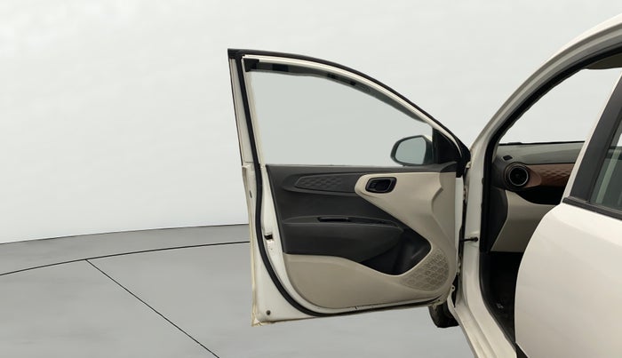 2021 Hyundai AURA S 1.2 CNG, CNG, Manual, 1,02,902 km, LHS Front Door