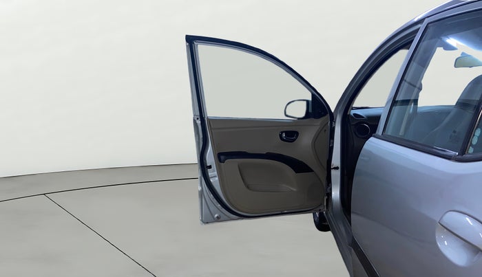 2013 Hyundai i10 MAGNA 1.1, Petrol, Manual, 83,202 km, LHS Front Door