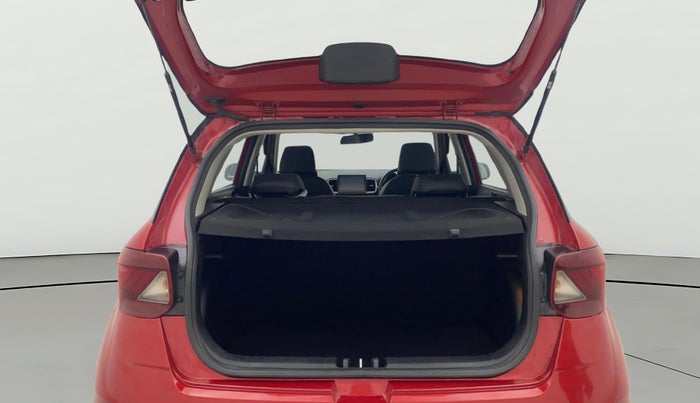 2022 Hyundai VENUE SX 1.5 CRDI, Diesel, Manual, 78,205 km, Boot Open Zoomed View