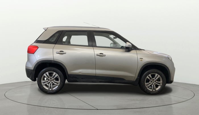 2018 Maruti Vitara Brezza ZDI, Diesel, Manual, 75,896 km, Right Side View