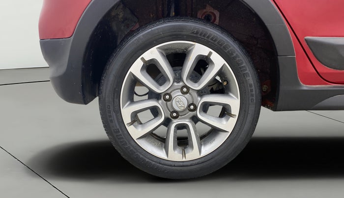 2017 Hyundai i20 Active 1.2 SX, Petrol, Manual, 45,006 km, Right Rear Wheel