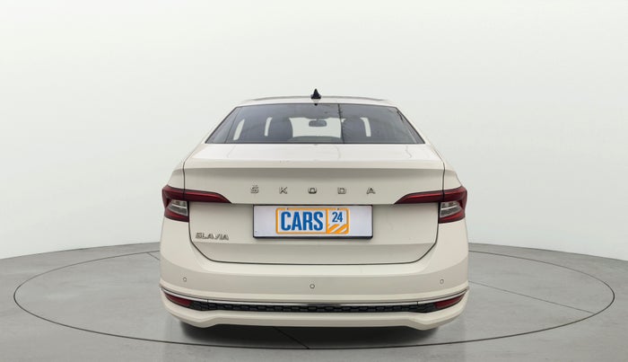 2022 Skoda SLAVIA STYLE 1.0L TSI MT, Petrol, Manual, 69,712 km, Back/Rear