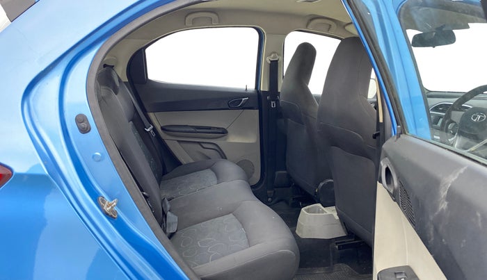 2017 Tata Tiago XT PETROL, Petrol, Manual, 73,409 km, Right Side Rear Door Cabin