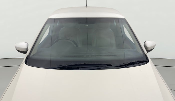 2014 Volkswagen Polo HIGHLINE1.2L, Petrol, Manual, 71,656 km, Front Windshield