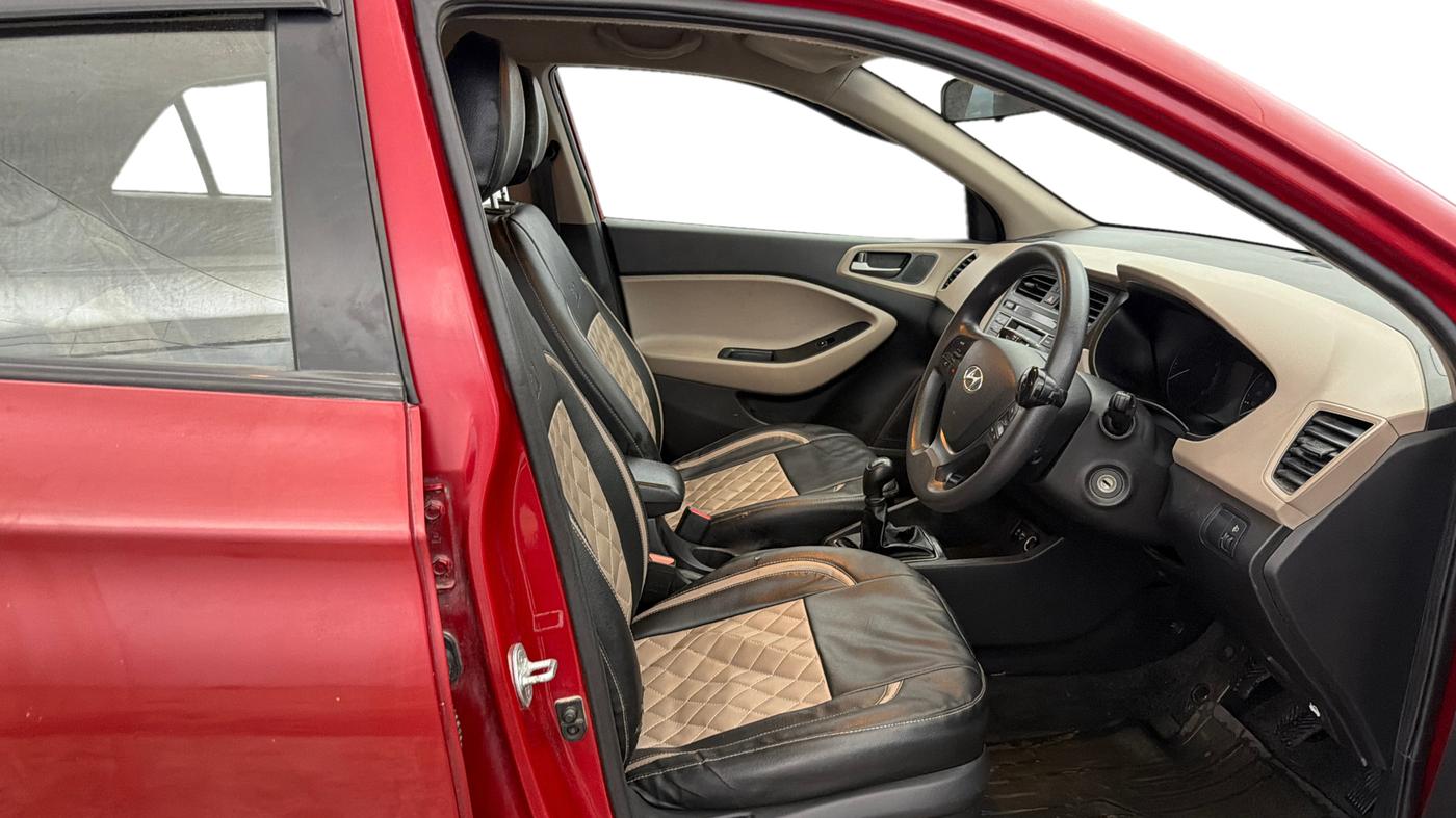 2015 Hyundai Elite i20 MAGNA 1.2, Petrol, Manual, 45,647 km, Right Side Front Door Cabin