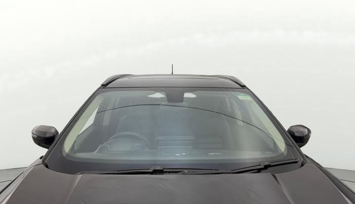 2020 Tata Harrier XT PLUS 2.0L KRYOTEC DARK EDITON, Diesel, Manual, 1,24,567 km, Front Windshield