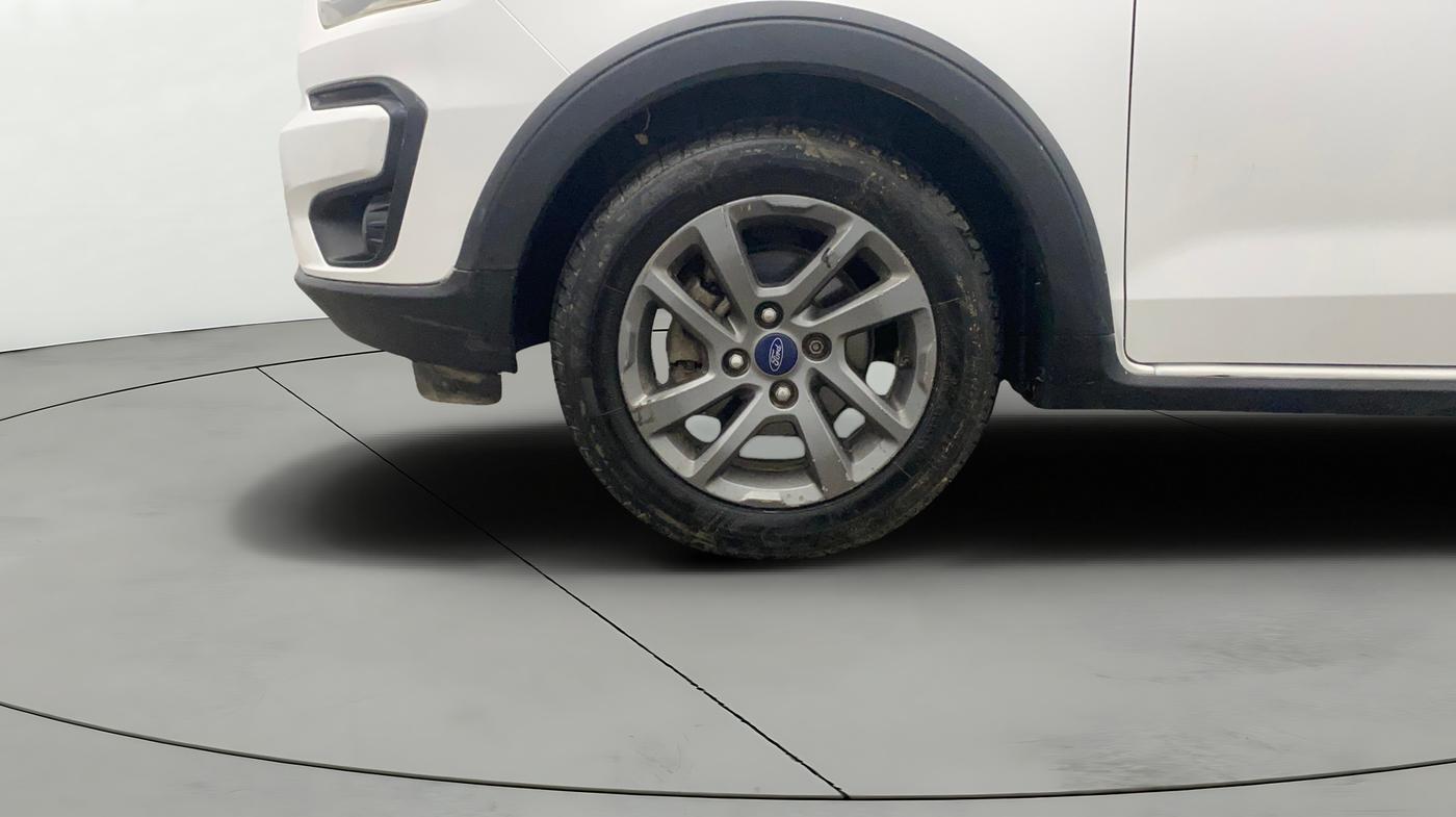 2019 Ford FREESTYLE TITANIUM 1.2 PETROL, Petrol, Manual, 1,22,069 km, Left Front Wheel