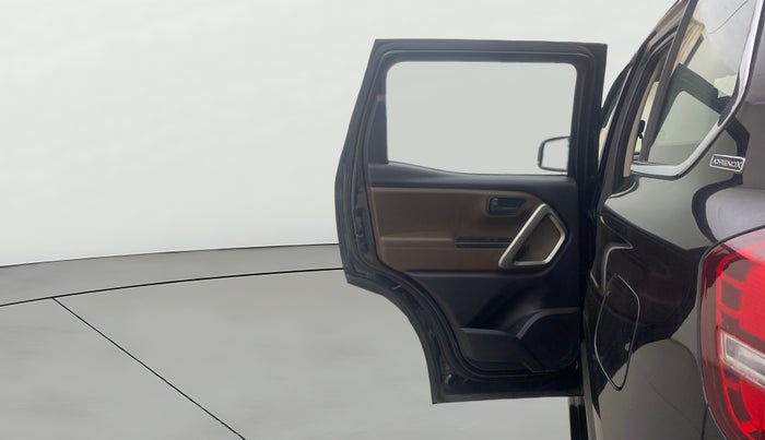 2023 Mahindra SCORPIO-N Z6 DIESEL MT 2WD 7 STR, Diesel, Manual, 75,690 km, LHS Rear Door