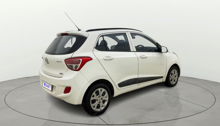 2015 Hyundai Grand i10 SPORTZ 1.2 KAPPA VTVT, Petrol, Manual, 94,261 km, Right Back Diagonal