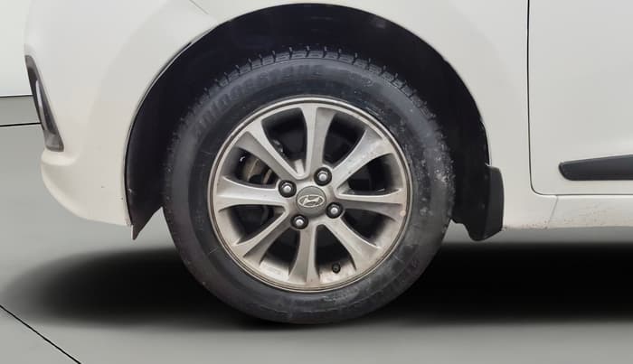 2016 Hyundai Grand i10 ASTA (O) 1.2 KAPPA VTVT, Petrol, Manual, 45,121 km, Left Front Wheel