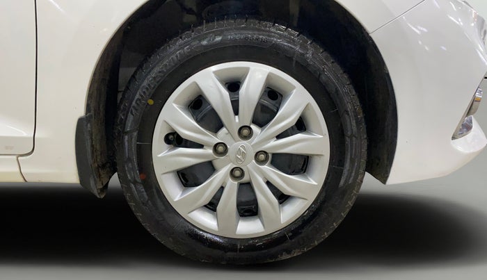 2018 Hyundai Verna 1.4 EX PETROL, Petrol, Manual, 43,601 km, Right Front Wheel