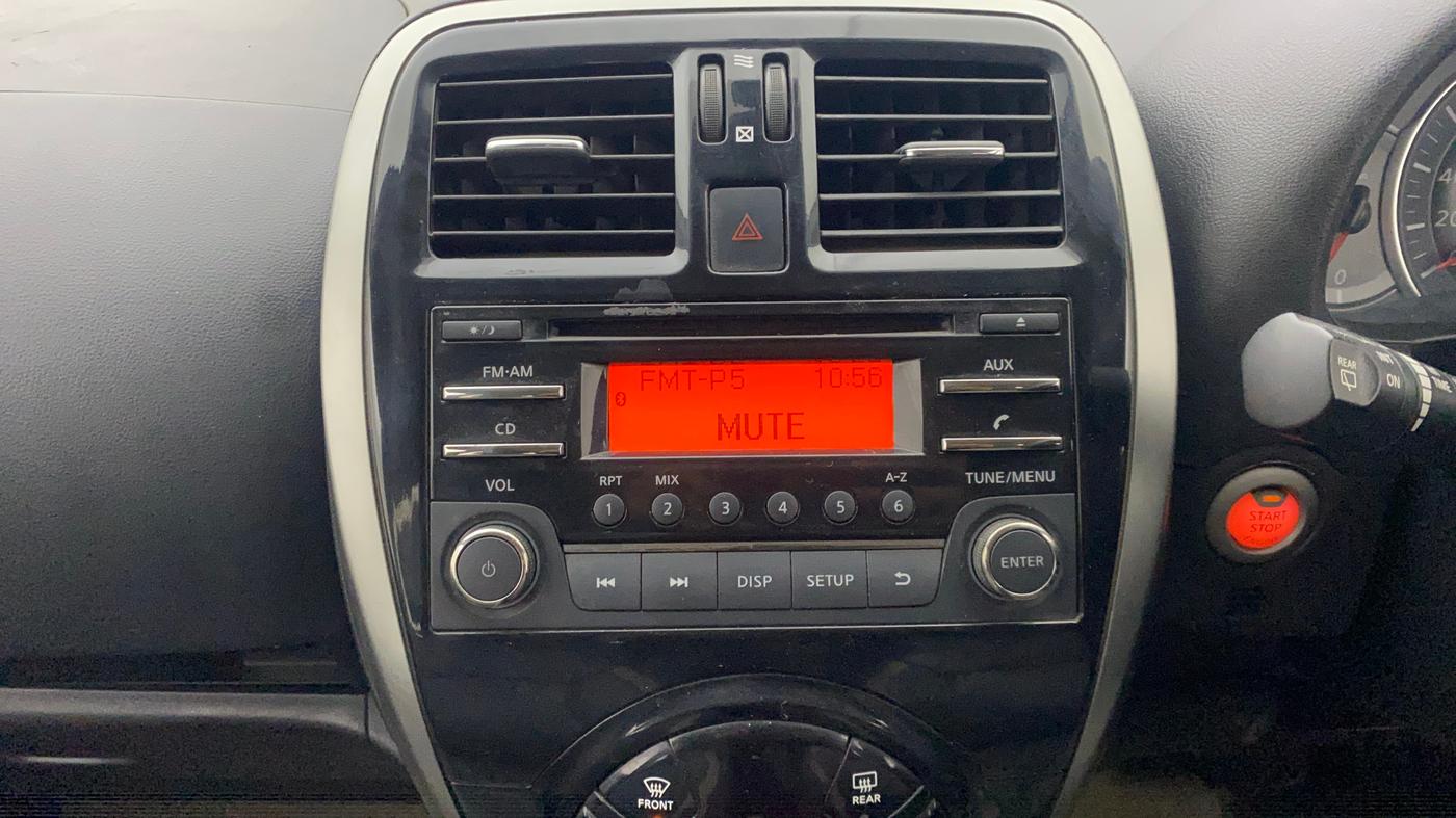 2017 Nissan Micra XV CVT, Petrol, Automatic, 38,065 km, Air Conditioner