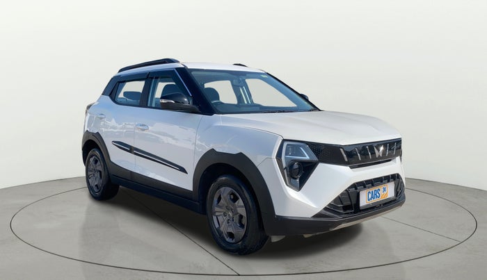 2024 Mahindra XUV 3XO MX3 Pro 1.2 L TCMPFi, Petrol, Manual, 15,478 km, Right Front Diagonal