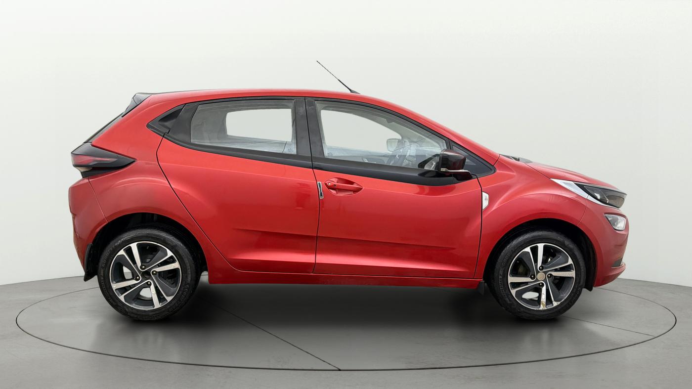 2022 Tata ALTROZ XZA PLUS, Petrol, Automatic, 49,745 km, Right Side View