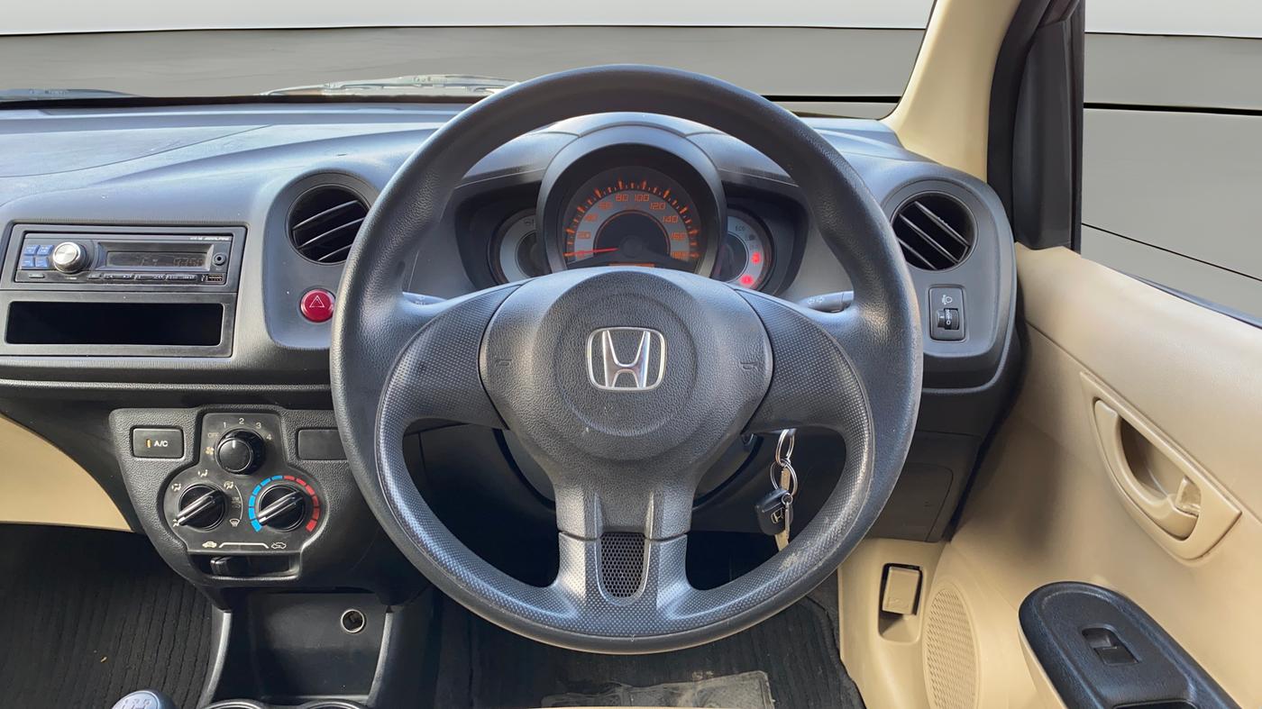 2015 Honda Brio E MT, Petrol, Manual, 69,450 km, Steering Wheel Close Up