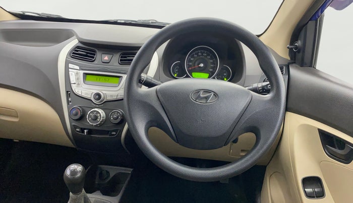 2016 Hyundai Eon MAGNA +, Petrol, Manual, 21,885 km, Steering Wheel Close Up