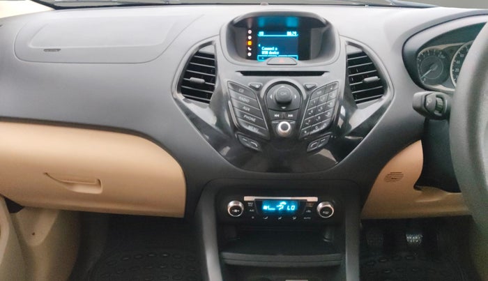 2017 Ford Figo Aspire TITANIUM 1.2 PETROL, Petrol, Manual, 42,612 km, Air Conditioner