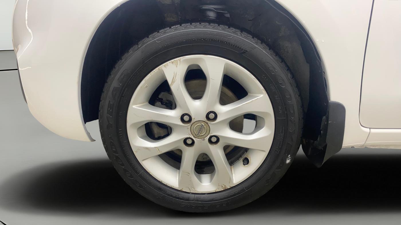 2014 Nissan Micra XV CVT, Petrol, Automatic, 1,02,607 km, Left Front Wheel