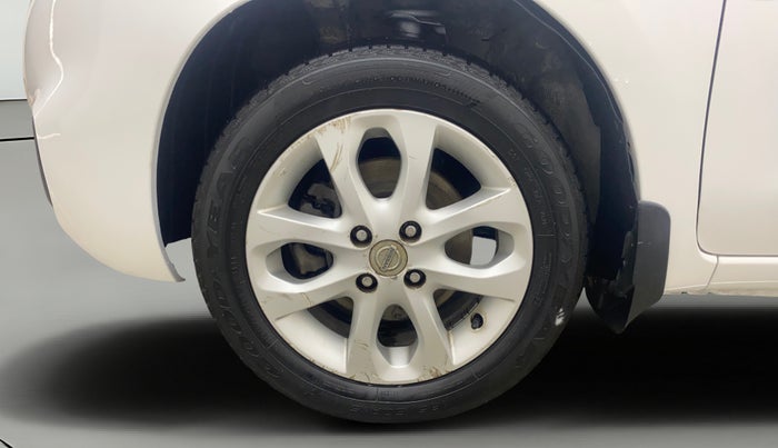 2014 Nissan Micra XV CVT, Petrol, Automatic, 1,02,505 km, Left Front Wheel