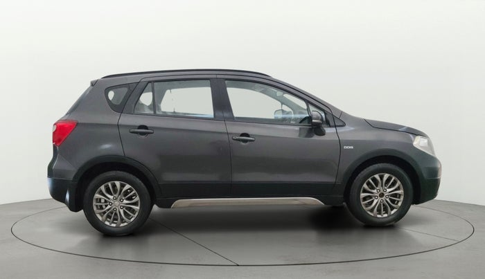 2017 Maruti S Cross ZETA 1.3, Diesel, Manual, 1,30,158 km, Right Side View