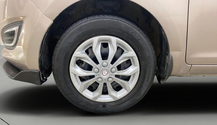 2012 Hyundai i20 MAGNA (O) 1.2, Petrol, Manual, 73,362 km, Left Front Wheel