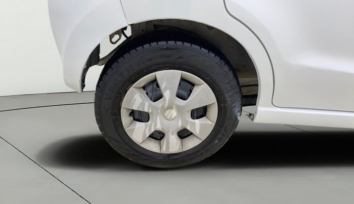 2013 Maruti A Star VXI (ABS) AT, Petrol, Automatic, 40,684 km, Right Rear Wheel