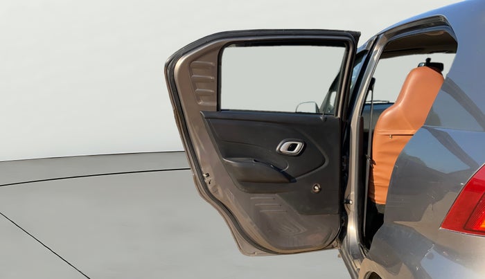 2017 Datsun Redi Go T, Petrol, Manual, 80,717 km, LHS Rear Door