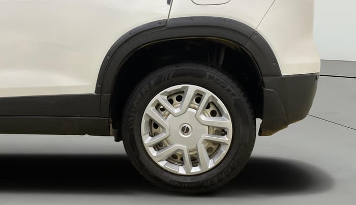 2016 Maruti Vitara Brezza LDI (O), Diesel, Manual, 1,20,785 km, Left Rear Wheel