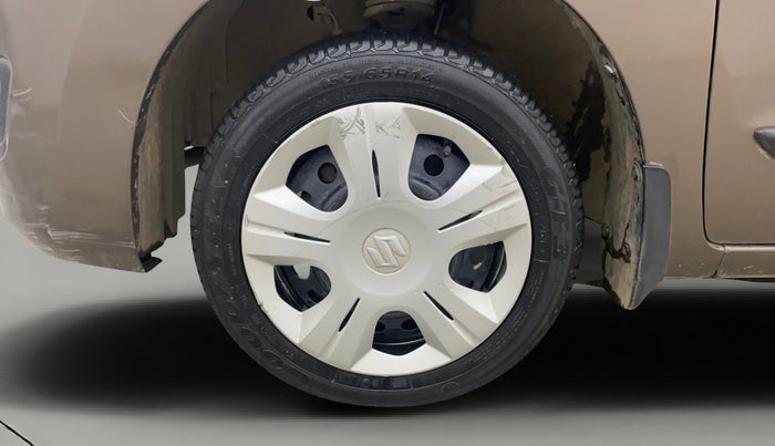 2017 Maruti Wagon R 1.0 VXI (O) AMT, Petrol, Automatic, 49,218 km, Left Front Wheel