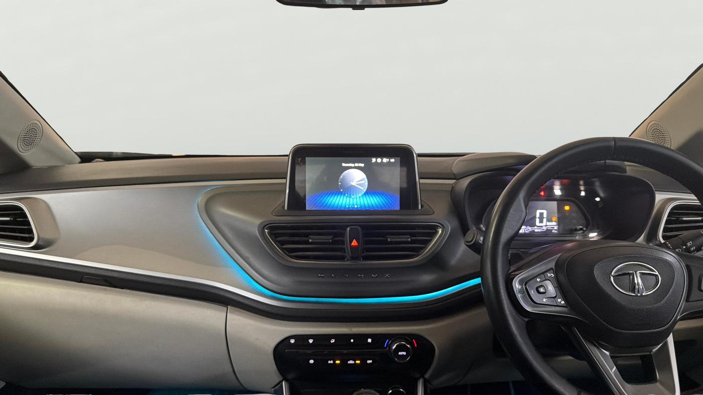 2023 Tata ALTROZ XZ PLUS SUNROOF CNG, CNG, Manual, 38,826 km, Air Conditioner