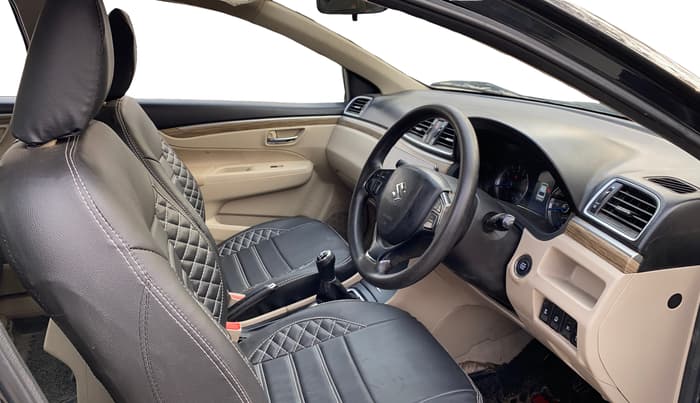 2023 Maruti Ciaz ZETA 1.5 SHVS MT PETROL, Petrol, Manual, 99,239 km, Right Side Front Door Cabin