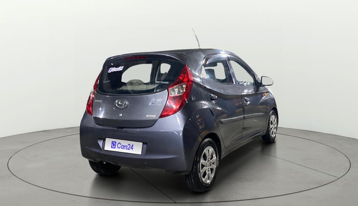 2015 Hyundai Eon SPORTZ, Petrol, Manual, 33,877 km, Right Back Diagonal