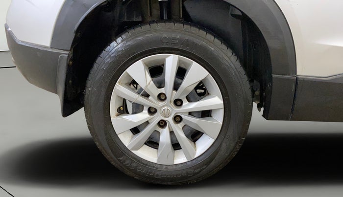 2019 Nissan Kicks XL 1.5, Petrol, Manual, 81,189 km, Right Rear Wheel