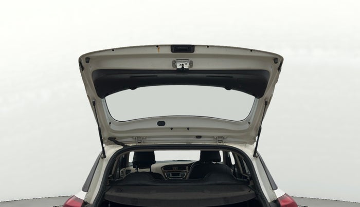 2017 Hyundai Elite i20 SPORTZ 1.2, Petrol, Manual, 63,020 km, Boot Door Open