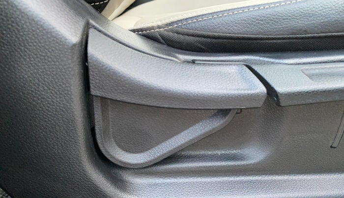 2021 KIA SONET HTX 1.0 IMT, Petrol, Manual, 18,338 km, Third Seat Row ( optional )