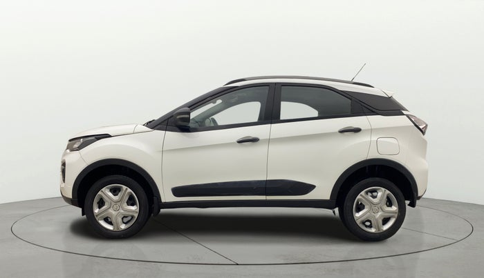 2022 Tata NEXON XM SUNROOF DIESEL, Diesel, Manual, 56,602 km, Left Side