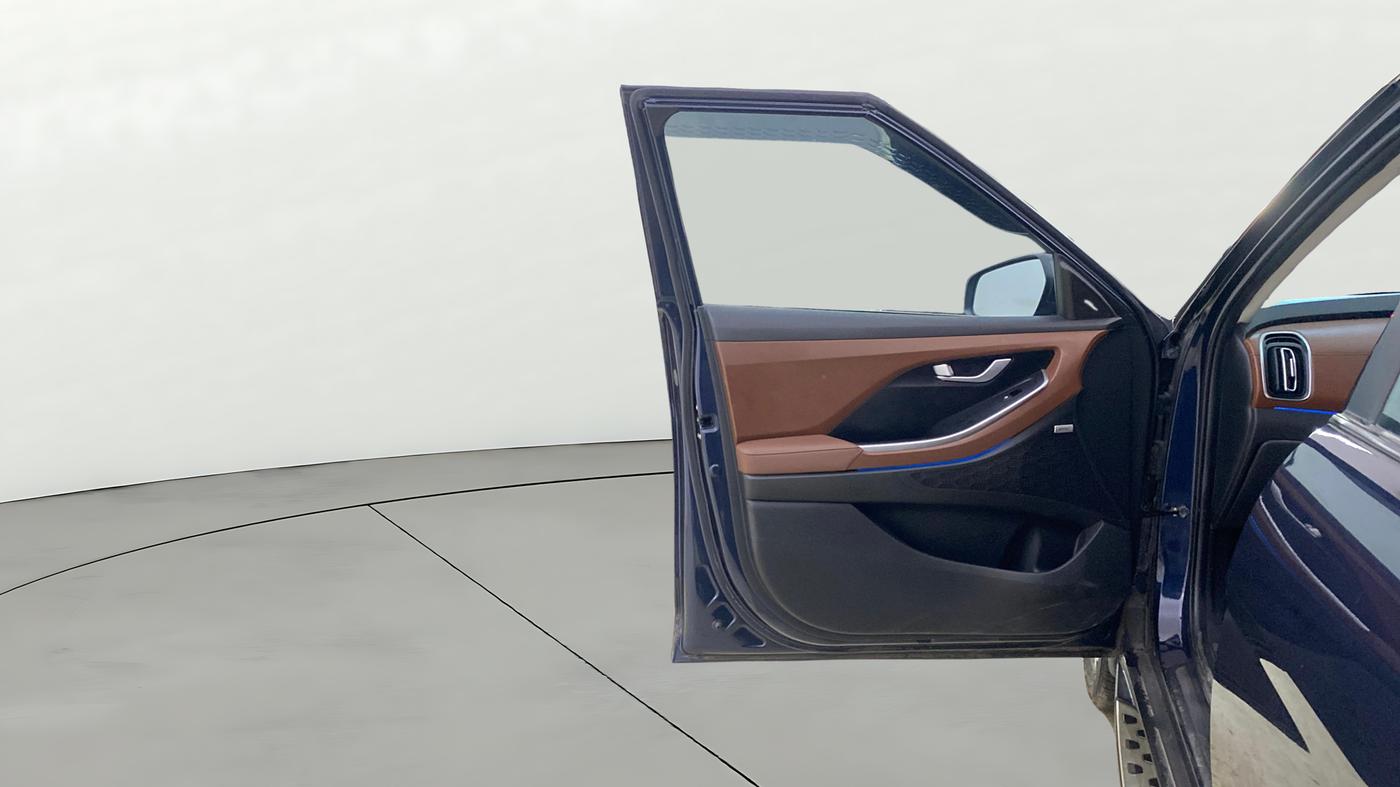 2023 Hyundai ALCAZAR  SIGNATURE (O) DCT 1.5 PETROL 7STR, Petrol, Automatic, 36,394 km, LHS Front Door