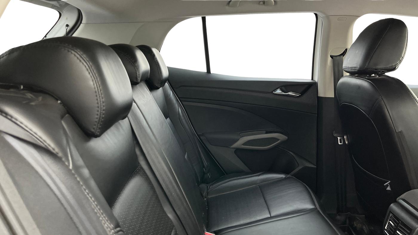 2025 Skoda Kylaq Signature, Petrol, Manual, 15,643 km, Right Side Rear Door Cabin