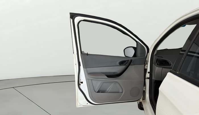 2022 Tata TIGOR XZ CNG, CNG, Manual, 71,249 km, LHS Front Door