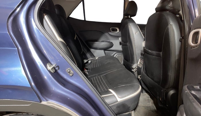 2020 Hyundai VENUE S 1.2, Petrol, Manual, 54,006 km, Right Side Rear Door Cabin