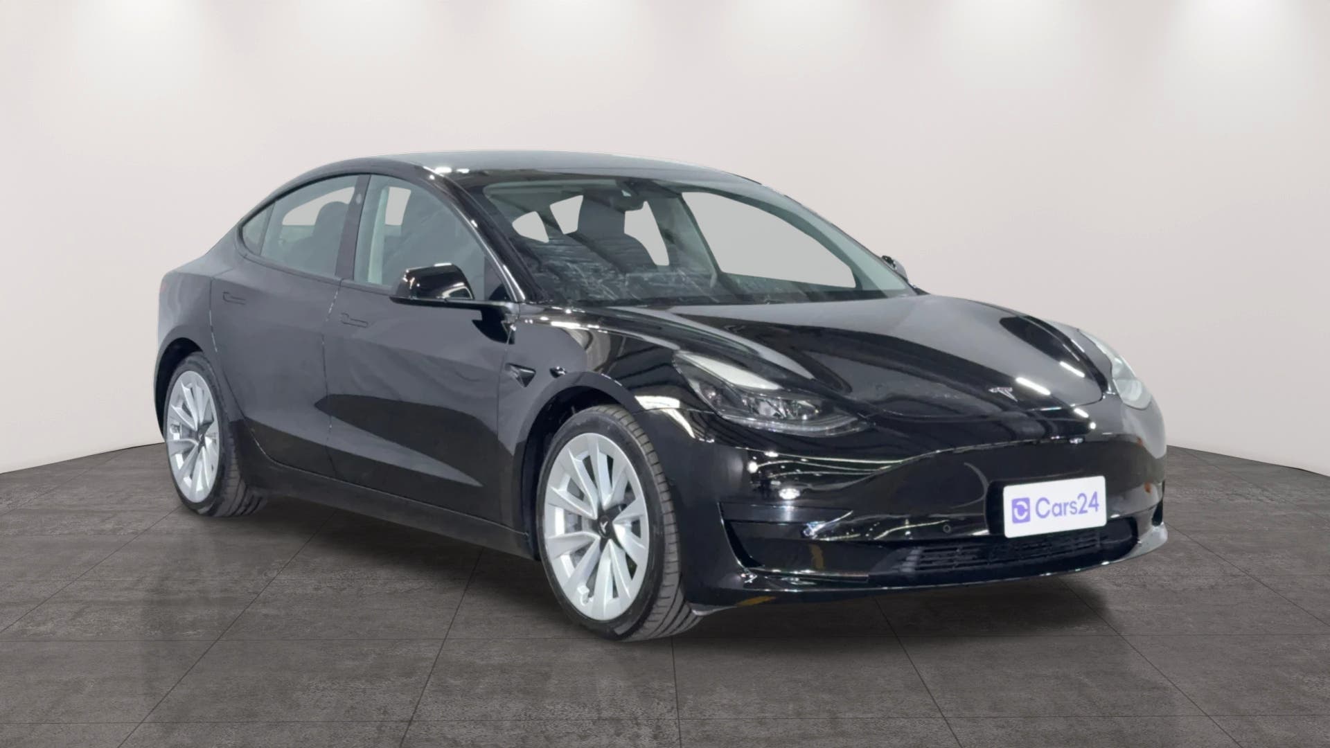 Tesla Model 3 image