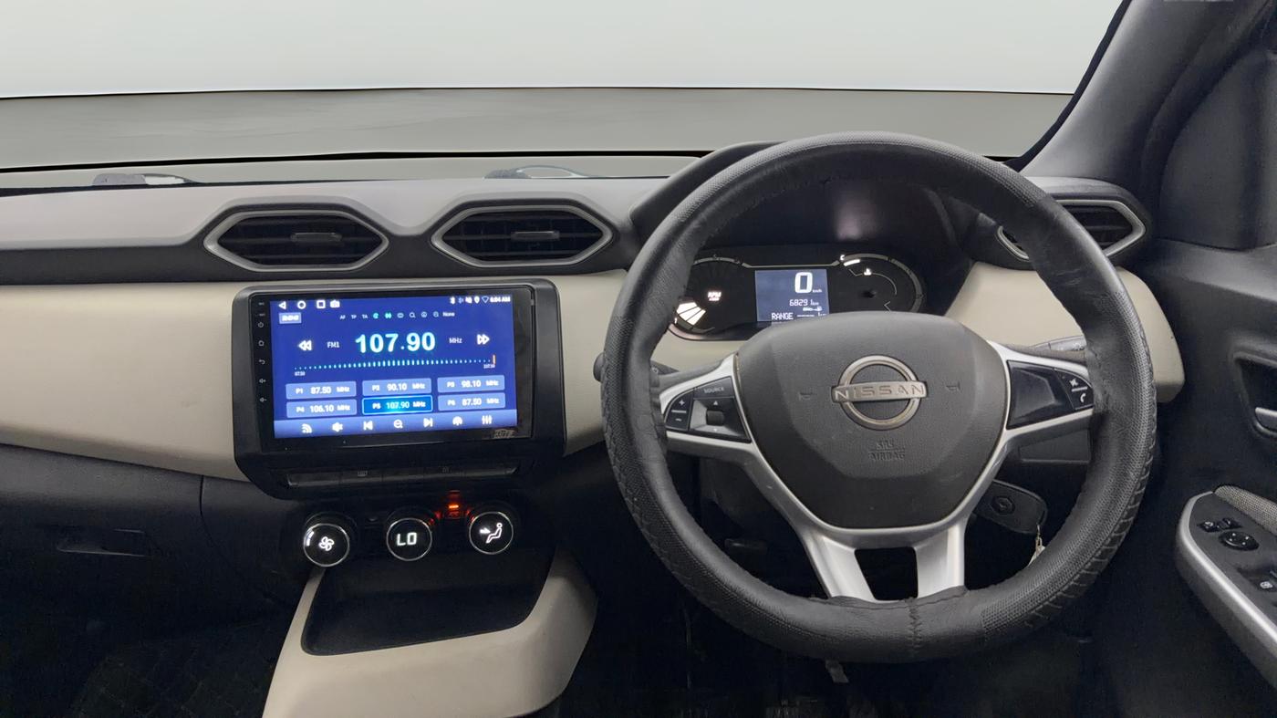 2022 Nissan MAGNITE XL, Petrol, Manual, 68,233 km, Steering Wheel Close Up