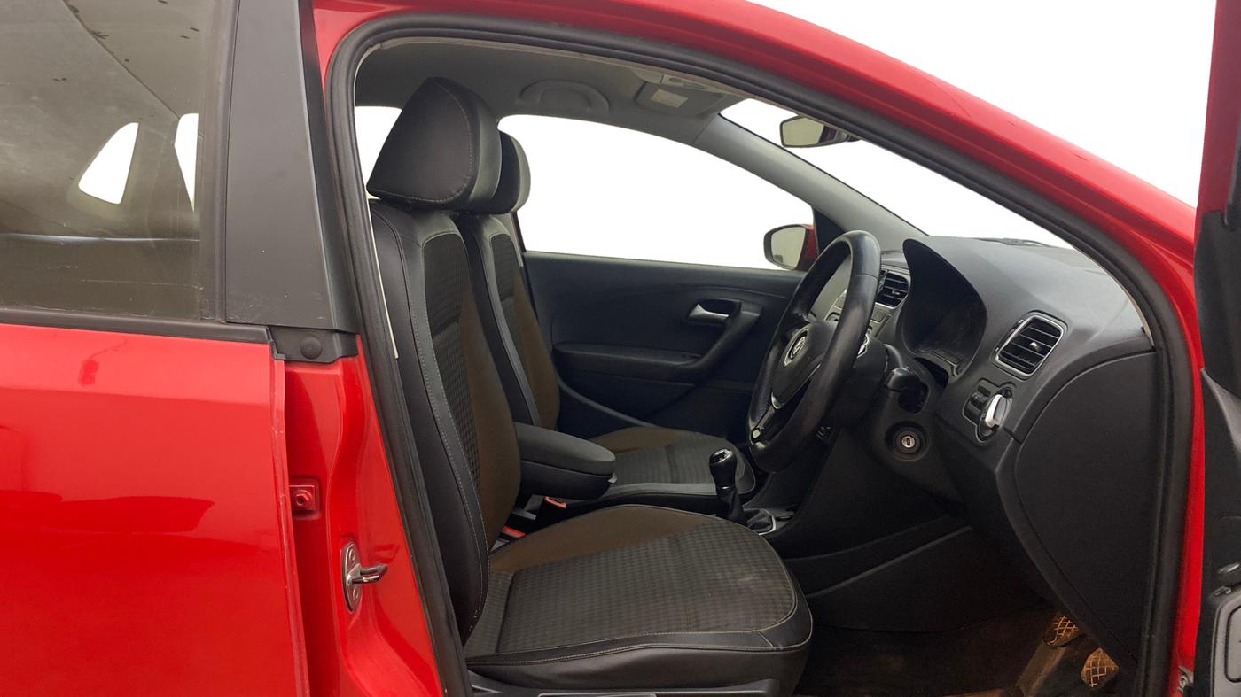 2018 Volkswagen Polo HIGHLINE PLUS 1.0 16 ALLOY, Petrol, Manual, 79,434 km, Right Side Front Door Cabin
