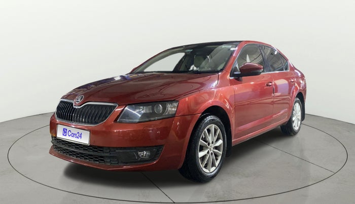 2016 Skoda Octavia STYLE PLUS AT 1.8 TSI, Petrol, Automatic, 53,253 km, Left Front Diagonal