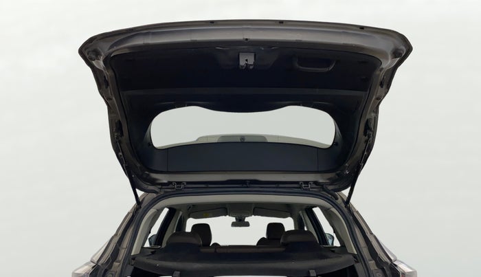 2019 Tata Harrier XZ 2.0L, Diesel, Manual, 65,570 km, Boot Door Open