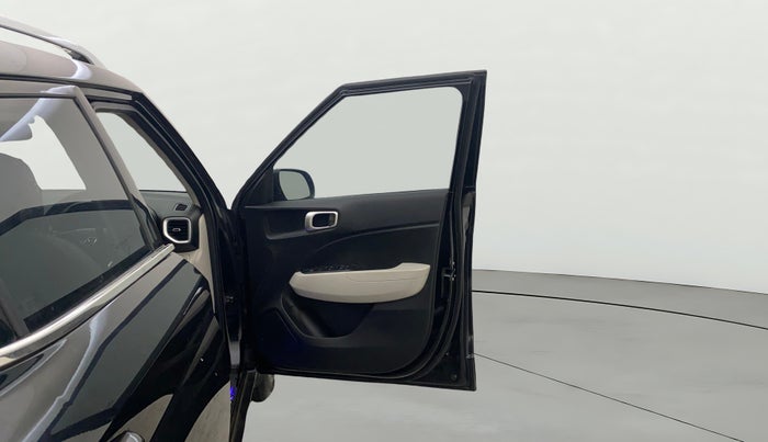 2023 Hyundai VENUE S 1.2, Petrol, Manual, 14,946 km, RHS Front Door